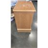 Image 7 : PAIR OF 3 DRAWER NIGHTSTANDS