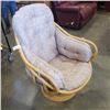 Image 1 : RATTAN SWIVEL CHAIR