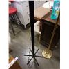 Image 3 : FLOOR LAMP AND COAT TREE