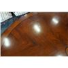 Image 3 : ROUND PEDESTAL DINING TABLE WITH 4 DEVON CHAIRS