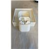 Image 3 : APPLE AIRPODS WITH CHARGING CASE - TESTED WORKING, RETAIL $179