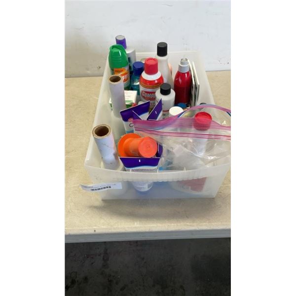 TRAY OF CLEANERS, SPRAYS, WRAP, PORE CLEANER
