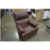 Image 1 : BROWN LEATHER LOOK RECLINER