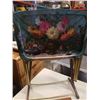 Image 2 : SET OF FOUR VINTAGE TV TRAYS AND 3 SERVING TRAYS