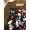 Image 2 : BOX OF NAIL POLISH