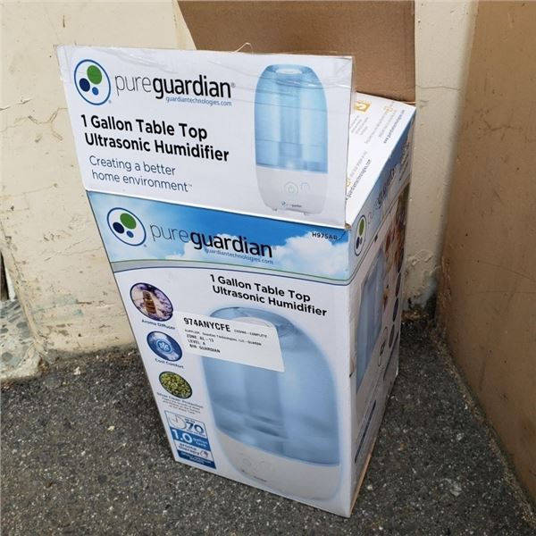 AS NEW PURE GUARDIAN 1 GALLON TABLE TOP ULTRASONIC HUMIDIFIER - RETAIL $69