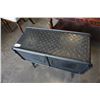 Image 2 : SMALL METAL CABINET