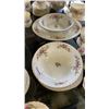 Image 8 : 92 PIECES ROYAL ALBERT MOSS ROSE CHINA - INCLUDES PLATES, BOWLS, CUPS, SAUCERS, GRAVY BOAT, SERVING 