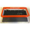 Image 2 : STEEL SERIES APEX PRO MECHANICAL RGB GAMING KEYBOARD WITH OLED SMART DISPLAY - TESTED WORKING, RETAI