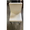 Image 2 : WHITE DINING TABLE WITH 4 CHAIRS