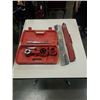 Image 1 : PIPE THREADER AND 8 LAWN MOWER BLADES 22" AND 21"