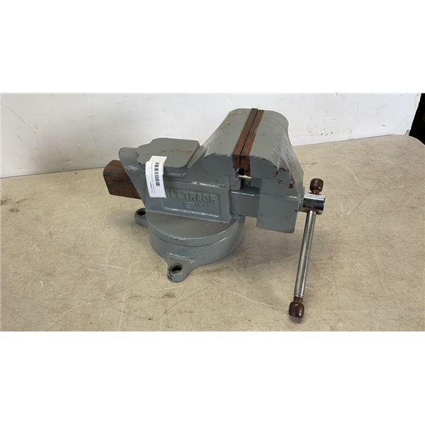 ALL TRADE 6 INCH SWIVEL BENCH VICE