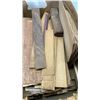 Image 3 : BOX OF WOOD VENEERS