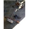 Image 1 : TRAILER AXLE AND HITCH