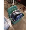 Image 2 : 11 TOTES WITH LIDS