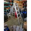 Image 1 : 6 FOOT ALUMINUM A FRAME LADDER