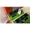 Image 2 : 4 PRECISION STUD FINDER/LEVELS