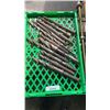 Image 2 : TRAY OF LARGE DRILL BITS AND 3FT THREADED RODS