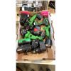 Image 2 : 3 TRAYS OF CORDLESS TOOLS, MILWAUKEE, BLACK AND DECKER AND OTHERS