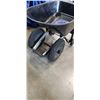 Image 3 : BLACK YARDWORKS WHEELBARROW