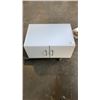 Image 1 : WHITE 2 DOOR CABINET