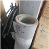 Image 3 : 2 ROLLS OF VINYL DECKING