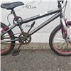 Image 2 : GREY BMX BIKE