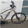 Image 2 : BLACK AND GREY RALEIGH BIKE
