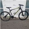 Image 1 : BLACK AND YELLOW GT BIKE