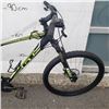 Image 3 : BLACK AND YELLOW GT BIKE