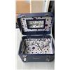 Image 3 : GERMAN ADIDAS MAKEUP CASE