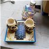 Image 1 : CRYSTAL SKULL WITH 2 SKULL SHOT GLASSES AND JUDITH TURNER BOOK