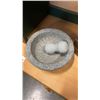 Image 2 : MORTAR AND PESTLE AND GLASS DECANTERS IN CADDY