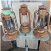 Image 1 : 3 DIETZ NO 80 BLIZZARD OIL LAMPS WITH GLASS