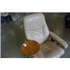 Image 2 : STRESSLESS EKORNES RECLINER WITH SWING TRAY - RETAIL $2000
