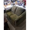 Image 1 : GREEN MICROFIBER POWER RECLINER LOVESEAT