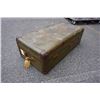 Image 2 : VINTAGE GREEN STORAGE TRUNK