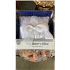 Image 2 : 2 DECORATIVE LIDDED DISHES, RING BEARER PILLOW, GLASS LAZY SUSAN AND BOWLS