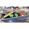 Image 2 : TOTE OF YARN