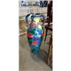 Image 1 : 3 FOOT TALL VASE