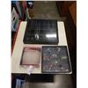 Image 1 : DISPLAY CASE, DRINKING GAME AND TRADITIONS FLINTLOCK SHOOTERS MUZZLE LOADING KIT