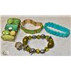 Image 1 : SMALL LOT OF COSTUME JEWELRY