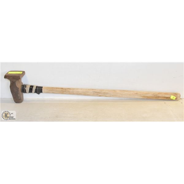 VINTAGE 8 LB SLEDGEHAMMER