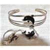 Image 1 : SILVER DOLPHIN SLAVE BRACELET W/ CHAIN RING