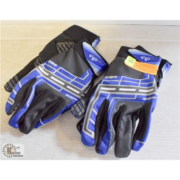 2 PAIR OF CYCLIST GLOVES