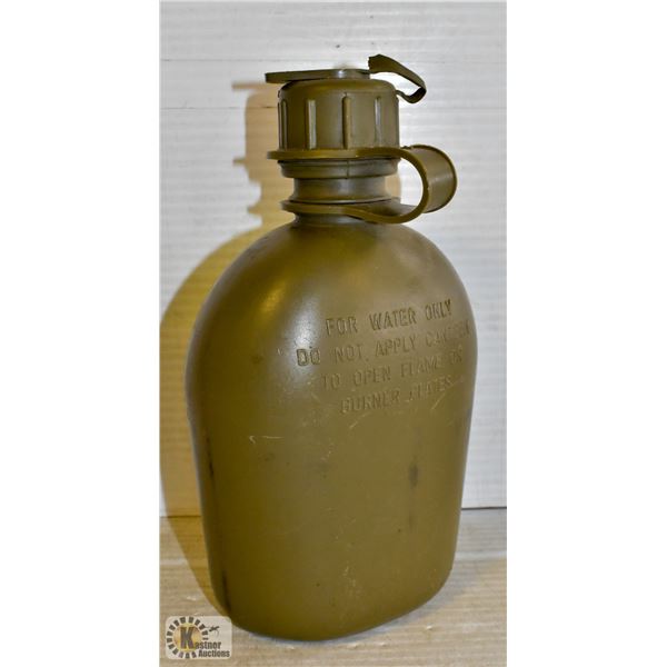 GREEN MILITARY WATER CANTEEN