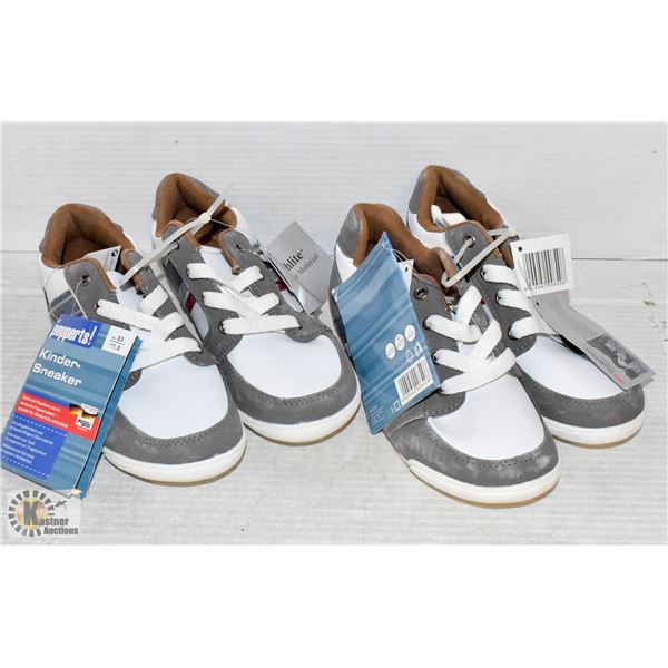 TWO PAIRS OF PEPPERTS KINDER SNEAKER SIZE EU 33