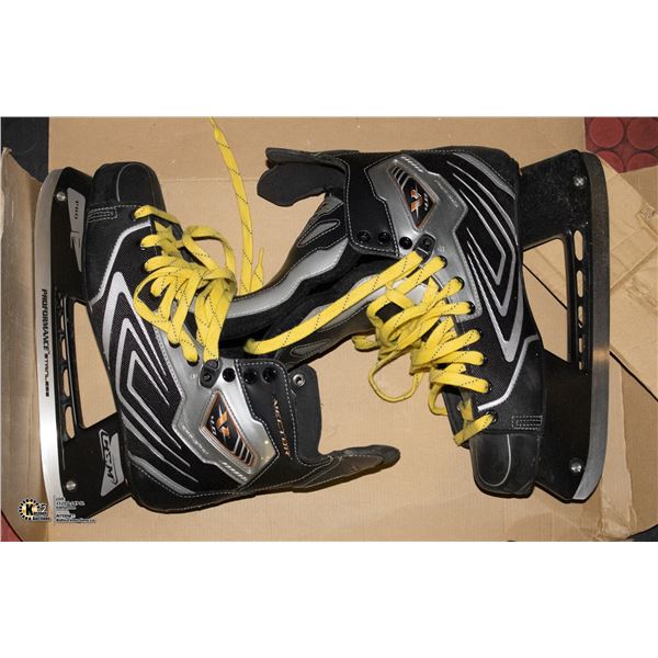 CCM VECOR SIZE 11 SKATES