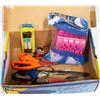 Image 1 : SHOE BOX FULL OF SCISSORS, SHOE LACES & CLOSEPINS