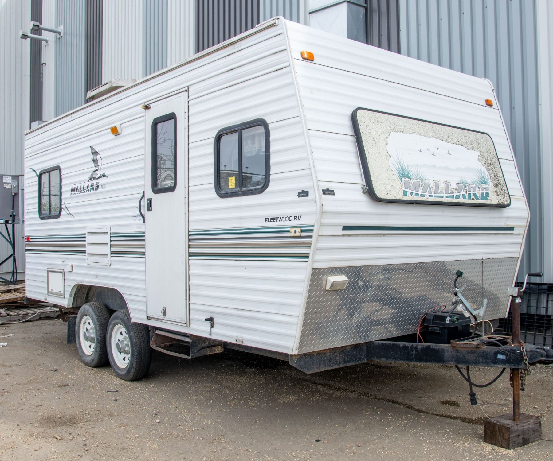 20 Rv 2004 MALLARD 20' RV BY FLEETWOOD